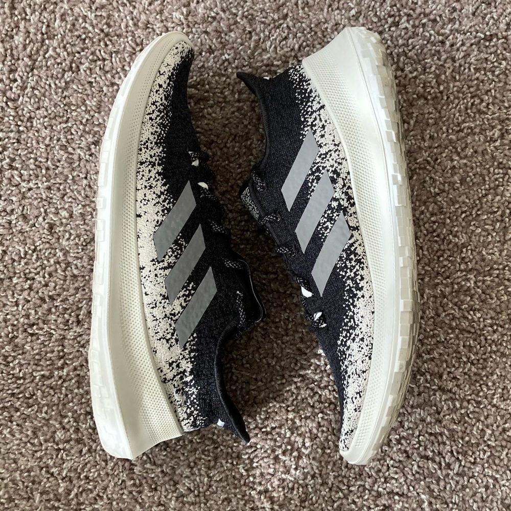 Adidas Bounce Running mens us size 9